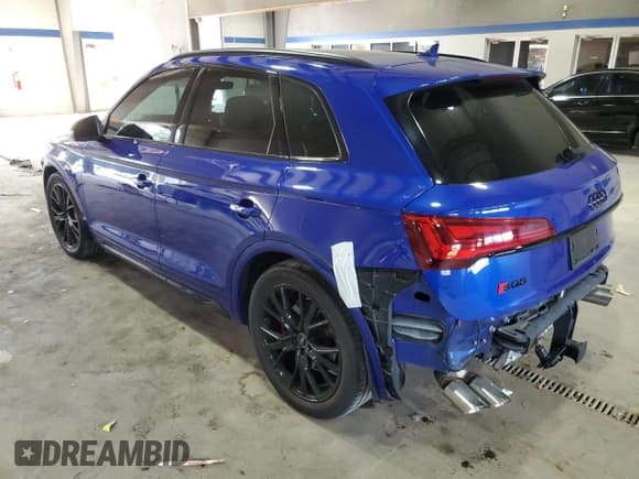 ✅ 2022 Audi SQ5 Premium Plus • VIN: WA1B4AFY0N2023946 • Лот: 91283525. Опубликован ранее на Copart с пробегом 28 855 миль. Бесплатный доступ к архиву аукционных продаж из США и подробный отчёт об истории автомобиля на DreamBid. Изображение 2.