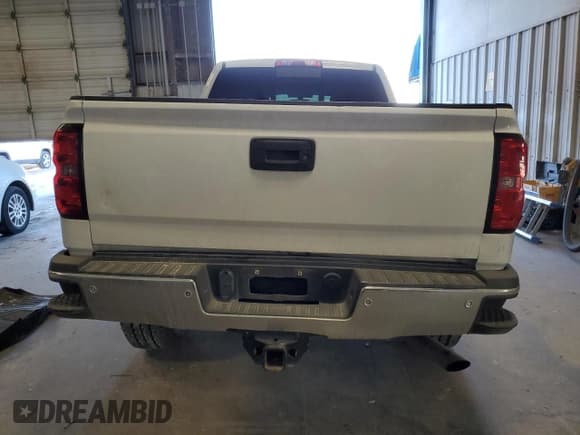 ✅ 2019 Chevrolet Silverado 2500HD LTZ • VIN: 1GC1KTEG7KF135191 • Lot: 83105174. Wystawiony na Copart z przebiegiem 150 679 mil. Bezpłatny archiwum sprzedaży aukcyjnych z USA i szczegółowy raport historii pojazdu na DreamBid. Zdjęcie 6.