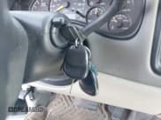 ✅ 2001 Chevrolet Suburban LS • VIN: 3GNFK16T11G152143 • Лот: 41958234. Опубликован ранее на IAAI с пробегом 151 514 миль. Бесплатный доступ к архиву аукционных продаж из США и подробный отчёт об истории автомобиля на DreamBid. Изображение 11.