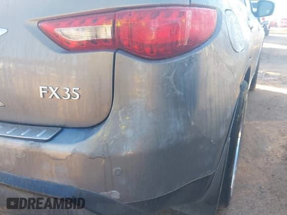 ✅ 2012 Infiniti FX • VIN: JN8AS1MU2CM120255 • Lot: 43787377. Wystawiony na IAAI z przebiegiem Nie podano. Bezpłatny archiwum sprzedaży aukcyjnych z USA i szczegółowy raport historii pojazdu na DreamBid. Zdjęcie 6.