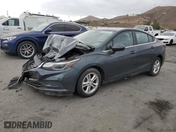 ✅ 2018 Chevrolet Cruze LT • VIN: 1G1BE5SM6J7107630 • Lot: 86537835. Listed on Copart with 118,854 mi. Free auction sales archive from the USA and detailed vehicle history report at DreamBid. Image 1.