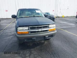 ✅ 2000 Chevrolet S-10 • VIN: 1GCCS1450YK233430 • Лот: 42245220. Опубликован ранее на IAAI с пробегом 141 469 миль. Бесплатный доступ к архиву аукционных продаж из США и подробный отчёт об истории автомобиля на DreamBid. Изображение 6.