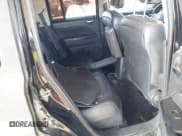 ✅ 2017 Jeep Patriot Sport • VIN: 1C4NJPBB7HD157393 • Lot: 41234000. Listed on IAAI with 136,709 mi. Free auction sales archive from the USA and detailed vehicle history report at DreamBid. Image 8.