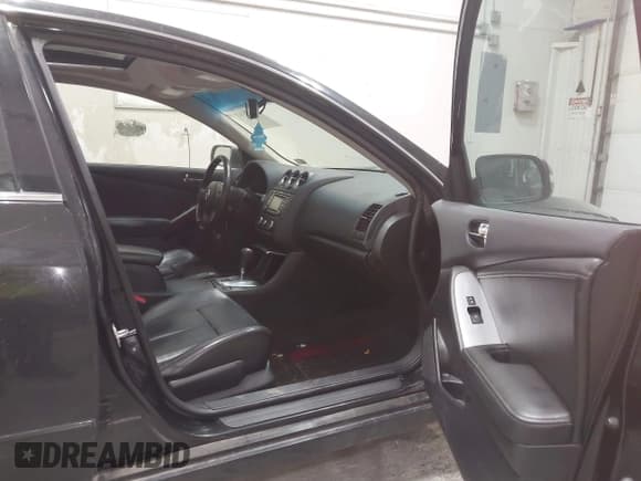 ✅ 2012 Nissan Altima S • VIN: 1N4AL2AP6CN511244 • Lot: 43576347. Wystawiony na IAAI z przebiegiem 212 572 mil. Bezpłatny archiwum sprzedaży aukcyjnych z USA i szczegółowy raport historii pojazdu na DreamBid. Zdjęcie 5.