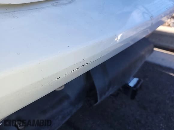 ✅ 2023 Chevrolet Equinox LT • VIN: 3GNAXJEG8PL127692 • Lot: 43822950. Listed on IAAI with 101,695 mi. Free auction sales archive from the USA and detailed vehicle history report at DreamBid. Image 3.