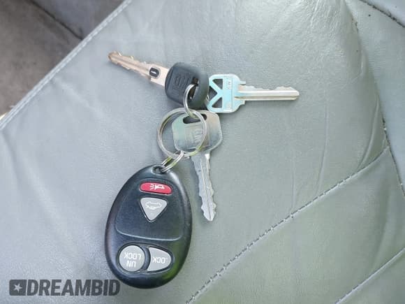 ✅ 2004 Buick Century Custom • VIN: 2G4WS52J141324586 • Лот: 42542453. Опубликован ранее на IAAI с пробегом 147 187 миль. Бесплатный доступ к архиву аукционных продаж из США и подробный отчёт об истории автомобиля на DreamBid. Изображение 11.