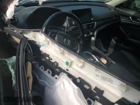 ✅ 2021 Honda Accord Touring • VIN: 1HGCV3F90MA021194 • Lot: 67974465. Listed on Copart with 95,257 mi. Free auction sales archive from the USA and detailed vehicle history report at DreamBid. Image 8.