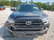 ✅ 2019 Toyota Tacoma SR • VIN: 5TFAX5GN6KX138070 • Лот: 70313465. Опубликован ранее на Copart с пробегом 96 341 миль. Бесплатный доступ к архиву аукционных продаж из США и подробный отчёт об истории автомобиля на DreamBid. Изображение 5.