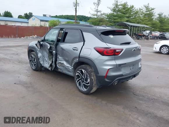 2025 Chevrolet TrailBlazer RS с VIN KL79MUSL3SB102763, выставлен на аукционе IAAI как лот 42514327 с пробегом 10 617 миль миль и . История ставок и продаж доступна на DreamBid. Изображение 3.