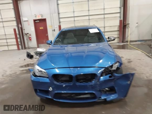 ✅ 2013 BMW M5 • VIN: WBSFV9C58DC772251 • Лот: 41682321. Опубликован ранее на IAAI с пробегом 78 347 миль. Бесплатный доступ к архиву аукционных продаж из США и подробный отчёт об истории автомобиля на DreamBid. Изображение 11.