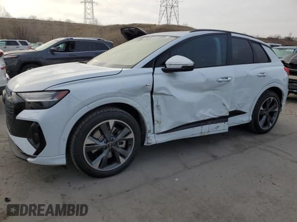 ✅ 2024 Audi Q4 e-tron Prestige • VIN: WA1MUBFZ0RP060012 • Lot: 48172005. Listed on Copart with 6,380 mi. Free auction sales archive from the USA and detailed vehicle history report at DreamBid. Image 1.