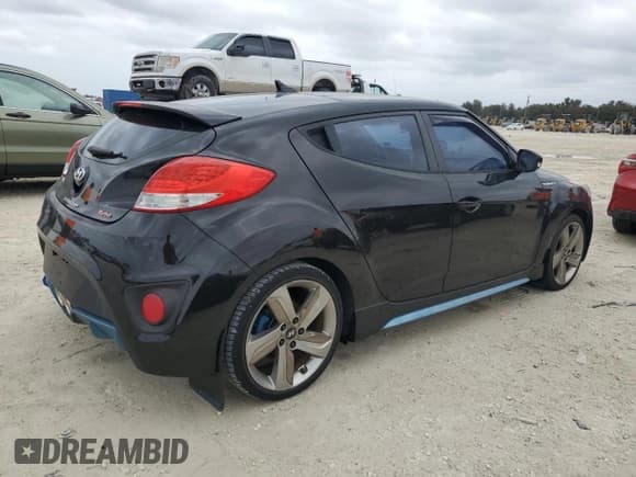 ✅ 2013 Hyundai Veloster Turbo • VIN: KMHTC6AE1DU173473 • Lot: 75809384. Wystawiony na Copart z przebiegiem Nie podano. Bezpłatny archiwum sprzedaży aukcyjnych z USA i szczegółowy raport historii pojazdu na DreamBid. Zdjęcie 3.