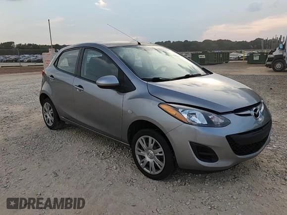 ✅ 2014 Mazda 2 Sport • VIN: JM1DE1KY8E0182100 • Лот: 80687595. Опубликован ранее на Copart с пробегом 60 971 миль. Бесплатный доступ к архиву аукционных продаж из США и подробный отчёт об истории автомобиля на DreamBid. Изображение 13.