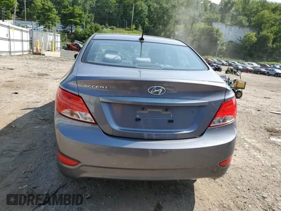 ✅ 2016 Hyundai Accent SE • VIN: KMHCT4AE3GU972454 • Lot: 64979804. Wystawiony na Copart z przebiegiem 57 428 mil. Bezpłatny archiwum sprzedaży aukcyjnych z USA i szczegółowy raport historii pojazdu na DreamBid. Zdjęcie 6.