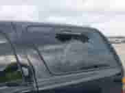 2005 Chevrolet Tahoe LS с VIN 1GNEC13Z15R203115, выставлен на аукционе IAAI как лот 43572478 с пробегом 215 996 миль миль и . История ставок и продаж доступна на DreamBid. Изображение 6.