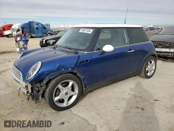 ✅ 2002 MINI Hardtop • VIN: WMWRC33472TC38332 • Lot: 86507464. Listed on Copart with 175,252 mi. Free auction sales archive from the USA and detailed vehicle history report at DreamBid. Image 1.