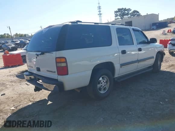 2003 Chevrolet Suburban Z71 с VIN 3GNFK16ZX3G108519, выставлен на аукционе IAAI как лот 43456674 с пробегом 381 576 миль миль и . История ставок и продаж доступна на DreamBid. Изображение 4.