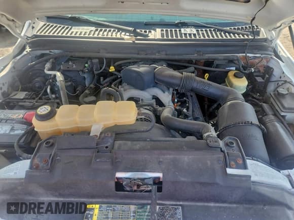 ✅ 2004 Ford F-250 XL • VIN: 1FTNW21S94EA21275 • Лот: 94861445. Опубликован ранее на Copart с пробегом 155 574 миль. Бесплатный доступ к архиву аукционных продаж из США и подробный отчёт об истории автомобиля на DreamBid. Изображение 11.