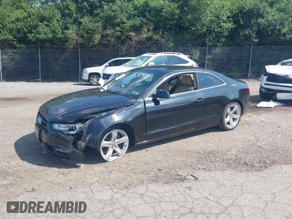 ✅ 2014 Audi A5 Premium Plus • VIN: WAULFAFR3EA016716 • Лот: 42688424. Опубликован ранее на IAAI с пробегом 76 591 миль. Бесплатный доступ к архиву аукционных продаж из США и подробный отчёт об истории автомобиля на DreamBid. Изображение 2.