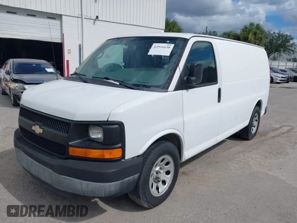 ✅ 2014 Chevrolet Express Cargo • VIN: 1GCSGAFX4E1163198 • Lot: 42931630. Listed on IAAI with 247,808 mi. Free auction sales archive from the USA and detailed vehicle history report at DreamBid. Image 17.