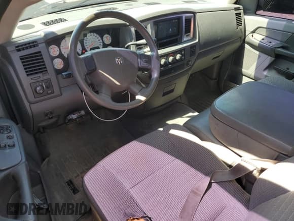 ✅ 2008 Dodge RAM • VIN: 3D7ML46A88G101901 • Лот: 54986785. Опубликован ранее на Copart с пробегом 327 321 миль. Бесплатный доступ к архиву аукционных продаж из США и подробный отчёт об истории автомобиля на DreamBid. Изображение 8.