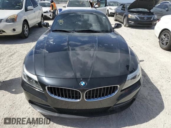✅ 2016 BMW Z4 sDrive28i • VIN: WBALL5C51G5A21090 • Лот: 75275674. Опубликован ранее на Copart с пробегом Не указан. Бесплатный доступ к архиву аукционных продаж из США и подробный отчёт об истории автомобиля на DreamBid. Изображение 5.