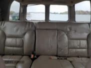 ✅ 1999 GMC Yukon • VIN: 1GKEK13R6XJ801685 • Lot: 89694475. Wystawiony na Copart z przebiegiem 222 039 mil. Bezpłatny archiwum sprzedaży aukcyjnych z USA i szczegółowy raport historii pojazdu na DreamBid. Zdjęcie 10.