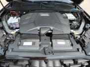 ✅ 2025 Audi Q7 Premium Plus • VIN: WA1LVBF74SD029022 • Лот: 70194475. Опубликован ранее на Copart с пробегом 571 миль. Бесплатный доступ к архиву аукционных продаж из США и подробный отчёт об истории автомобиля на DreamBid. Изображение 14.