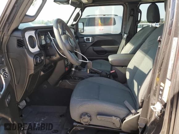 ✅ 2024 Jeep Gladiator Willys • VIN: 1C6HJTAG6RL107893 • Лот: 53328945. Опубликован ранее на Copart с пробегом 8 961 миль. Бесплатный доступ к архиву аукционных продаж из США и подробный отчёт об истории автомобиля на DreamBid. Изображение 7.