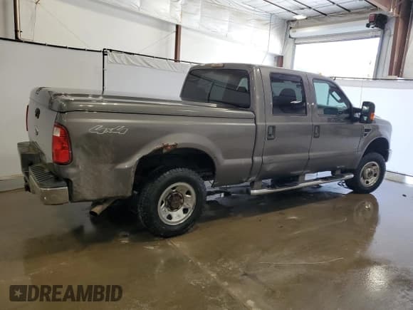 ✅ 2009 Ford F-250 XL • VIN: 1FTSW21559EA82238 • Lot: 67039405. Listed on Copart with 239,489 mi. Free auction sales archive from the USA and detailed vehicle history report at DreamBid. Image 3.