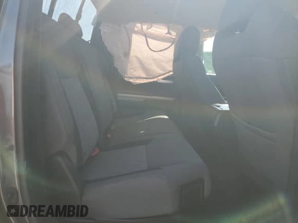 ✅ 2017 Toyota Tundra SR • VIN: 5TFRM5F12HX116893 • Lot: 91941115. Listed on Copart with 84,164 mi. Free auction sales archive from the USA and detailed vehicle history report at DreamBid. Image 10.