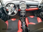 ✅ 2009 MINI Hardtop • VIN: WMWMF33519TW70531 • Lot: 96319995. Listed on Copart with 132,802 mi. Free auction sales archive from the USA and detailed vehicle history report at DreamBid. Image 8.