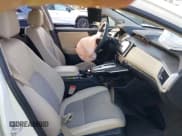 ✅ 2019 Honda Clarity • VIN: JHMZC5F16KC001861 • Lot: 43519638. Wystawiony na IAAI z przebiegiem 62 827 mil. Bezpłatny archiwum sprzedaży aukcyjnych z USA i szczegółowy raport historii pojazdu na DreamBid. Zdjęcie 5.