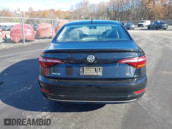 ✅ 2019 Volkswagen Jetta S • VIN: 3VWN57BU0KM031049 • Lot: 43707203. Listed on IAAI with 46,530 mi. Free auction sales archive from the USA and detailed vehicle history report at DreamBid. Image 16.