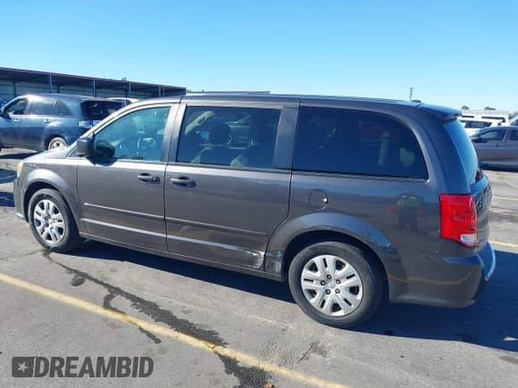 ✅ 2017 Dodge Grand Caravan SE • VIN: 2C4RDGBG4HR601234 • Lot: 43594858. Wystawiony na IAAI z przebiegiem 104 930 mil. Bezpłatny archiwum sprzedaży aukcyjnych z USA i szczegółowy raport historii pojazdu na DreamBid. Zdjęcie 3.