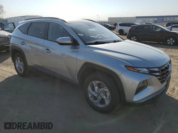 ✅ 2023 Hyundai Tucson SEL • VIN: 5NMJBCAE8PH217140 • Lot: 76720424. Wystawiony na Copart z przebiegiem 35 420 mil. Bezpłatny archiwum sprzedaży aukcyjnych z USA i szczegółowy raport historii pojazdu na DreamBid. Zdjęcie 4.