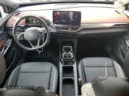 ✅ 2022 Volkswagen ID.4 Pro S • VIN: WVGTMPE2XNP050869 • Lot: 84169485. Wystawiony na Copart z przebiegiem 51 170 mil. Bezpłatny archiwum sprzedaży aukcyjnych z USA i szczegółowy raport historii pojazdu na DreamBid. Zdjęcie 8.