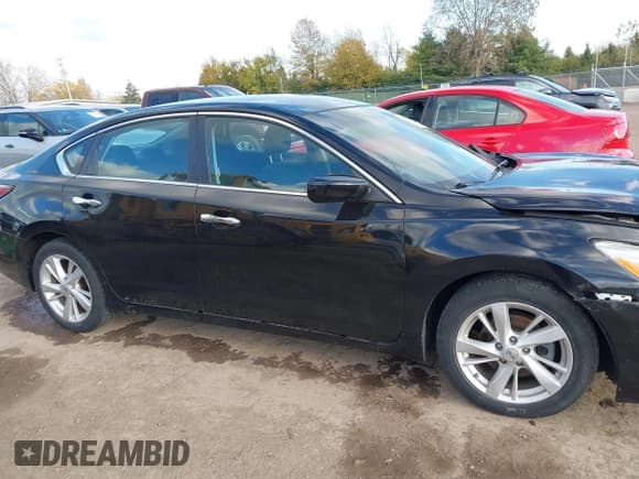 ✅ 2014 Nissan Altima SV • VIN: 1N4AL3AP0EC150937 • Lot: 43579579. Listed on IAAI with 112,649 mi. Free auction sales archive from the USA and detailed vehicle history report at DreamBid. Image 13.