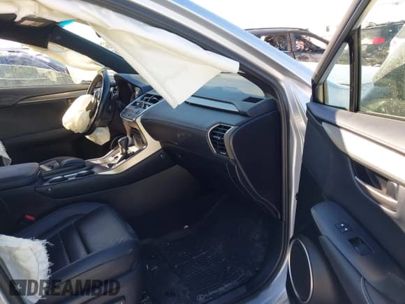 ✅ 2017 Lexus NX 200t • VIN: JTJBARBZ0H2125289 • Lot: 41632911. Listed on IAAI with 91,203 mi. Free auction sales archive from the USA and detailed vehicle history report at DreamBid. Image 5.