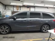 ✅ 2024 Honda Odyssey Touring • VIN: 5FNRL6H8XRB032500 • Lot: 43482392. Wystawiony na IAAI z przebiegiem 10 786 mil. Bezpłatny archiwum sprzedaży aukcyjnych z USA i szczegółowy raport historii pojazdu na DreamBid. Zdjęcie 15.
