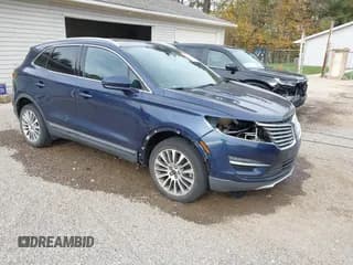 ✅ 2017 Lincoln MKC Reserve • VIN: 5LMCJ3D99HUL71465 • Lot: 43564206. Wystawiony na IAAI z przebiegiem 70 293 mil. Bezpłatny archiwum sprzedaży aukcyjnych z USA i szczegółowy raport historii pojazdu na DreamBid. Zdjęcie 1.