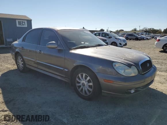 ✅ 2004 Hyundai Sonata GLS • VIN: KMHWF35H34A065347 • Лот: 82628875. Опубликован ранее на Copart с пробегом 117 726 миль. Бесплатный доступ к архиву аукционных продаж из США и подробный отчёт об истории автомобиля на DreamBid. Изображение 4.