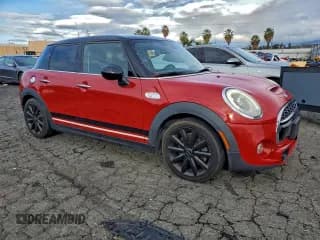 ✅ 2015 MINI Hardtop 4 Door S • VIN: WMWXU3C57F2B59655 • Lot: 93809685. Wystawiony na Copart z przebiegiem 135 932 mil. Bezpłatny archiwum sprzedaży aukcyjnych z USA i szczegółowy raport historii pojazdu na DreamBid. Zdjęcie 4.
