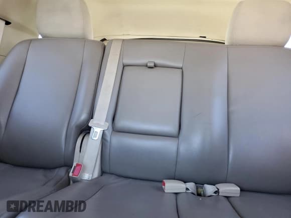 ✅ 2013 Chevrolet Tahoe Commercial • VIN: 1GNSK4E06DR322427 • Lot: 67302005. Wystawiony na Copart z przebiegiem 144 177 mil. Bezpłatny archiwum sprzedaży aukcyjnych z USA i szczegółowy raport historii pojazdu na DreamBid. Zdjęcie 10.