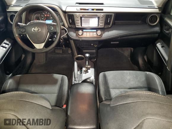 ✅ 2015 Toyota RAV4 XLE • VIN: 2T3RFREV1FW326571 • Lot: 85255355. Wystawiony na Copart z przebiegiem 90 124 mil. Bezpłatny archiwum sprzedaży aukcyjnych z USA i szczegółowy raport historii pojazdu na DreamBid. Zdjęcie 8.