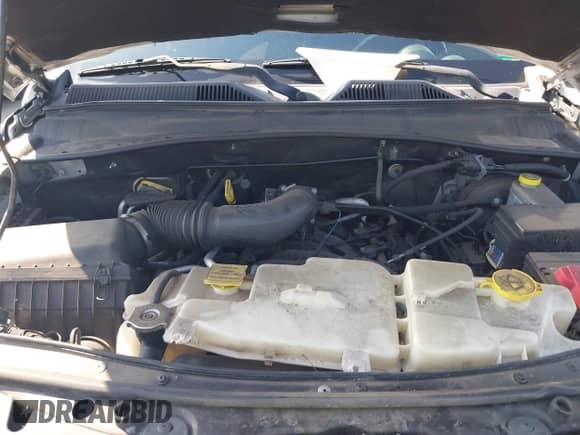 2008 Dodge Nitro SLT z VIN 1D8GT58K78W150268, wystawiony jako IAAI lot #42560600 z przebiegiem 139 749 mil mil oraz . Historia ofert i sprzedaży dostępna na DreamBid. Obrazek 10.