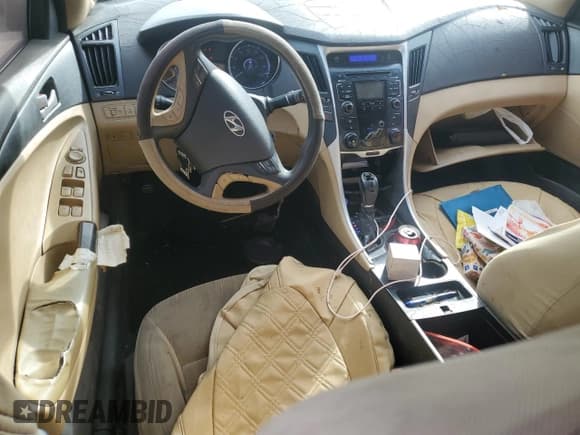 ✅ 2011 Hyundai Sonata GLS • VIN: 5NPEB4AC5BH208459 • Lot: 76193204. Listed on Copart with 249,093 mi. Free auction sales archive from the USA and detailed vehicle history report at DreamBid. Image 8.