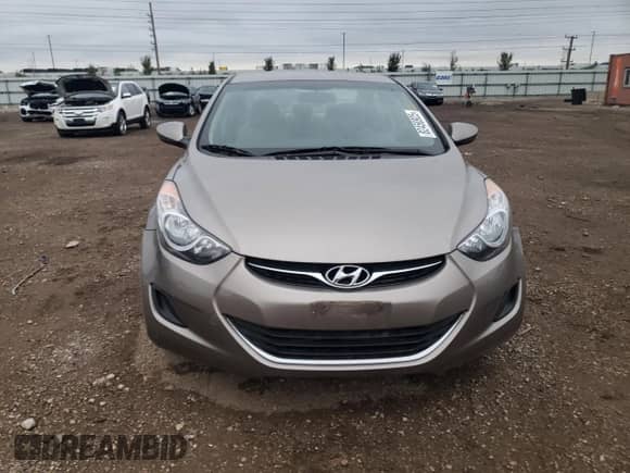 ✅ 2012 Hyundai Elantra Limited • VIN: 5NPDH4AE3CH149425 • Lot: 82450925. Wystawiony na Copart z przebiegiem 126 991 mil. Bezpłatny archiwum sprzedaży aukcyjnych z USA i szczegółowy raport historii pojazdu na DreamBid. Zdjęcie 5.