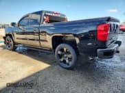 ✅ 2018 Chevrolet Silverado 1500 Custom • VIN: 1GCRCPEC4JZ319859 • Lot: 91037375. Wystawiony na Copart z przebiegiem 122 464 mil. Bezpłatny archiwum sprzedaży aukcyjnych z USA i szczegółowy raport historii pojazdu na DreamBid. Zdjęcie 2.
