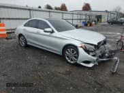 ✅ 2016 Mercedes-Benz C 300 • VIN: 55SWF4KB2GU124084 • Lot: 90783535. Wystawiony na Copart z przebiegiem 96 932 mil. Bezpłatny archiwum sprzedaży aukcyjnych z USA i szczegółowy raport historii pojazdu na DreamBid. Zdjęcie 4.